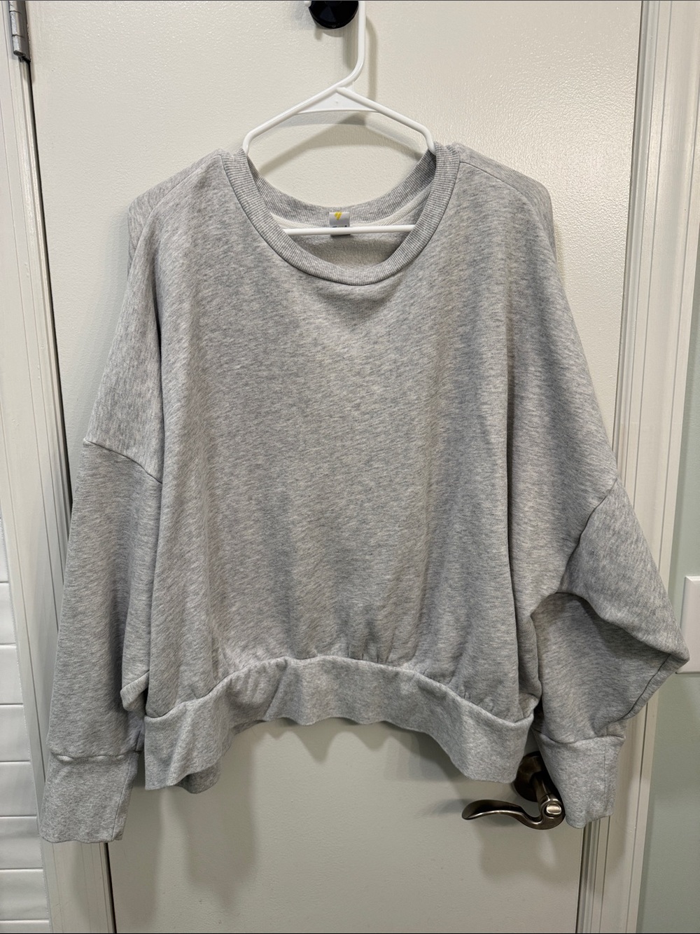 Old Navy Light Gray Oversized Women's Sweatshirt